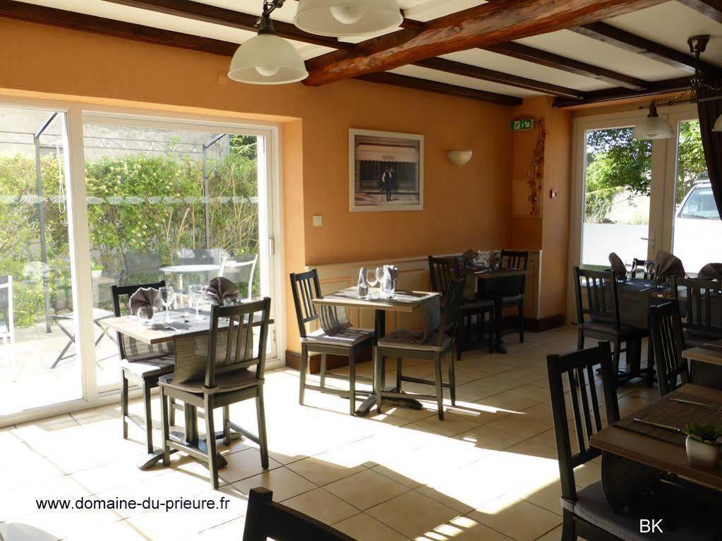 Logis Domaine Du Prieure Hotel Tonnay-Boutonne Exterior photo